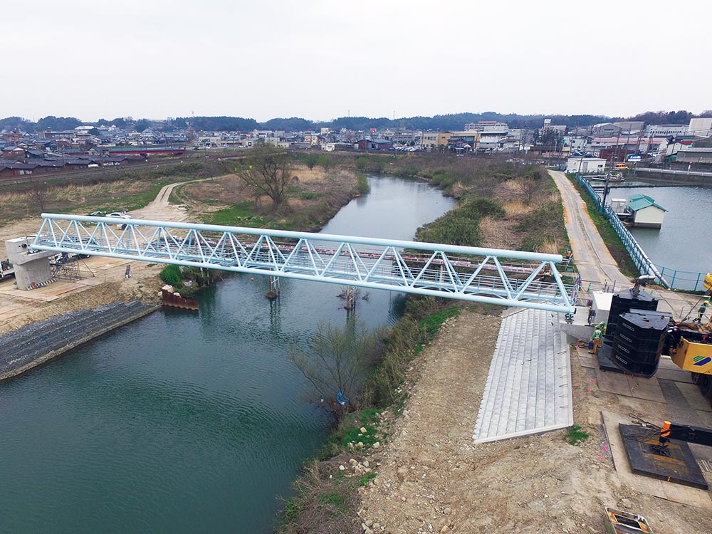 三角トラス金津工場